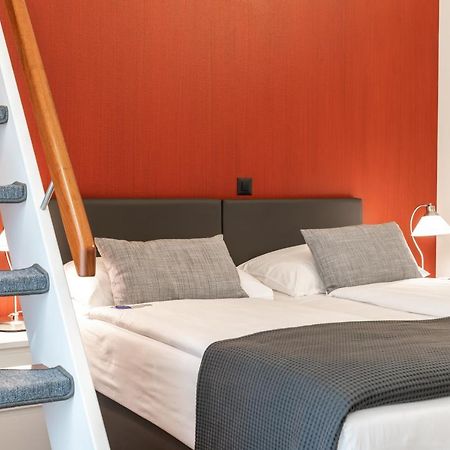 Hotel ซัวร์ซี ภายนอก รูปภาพ