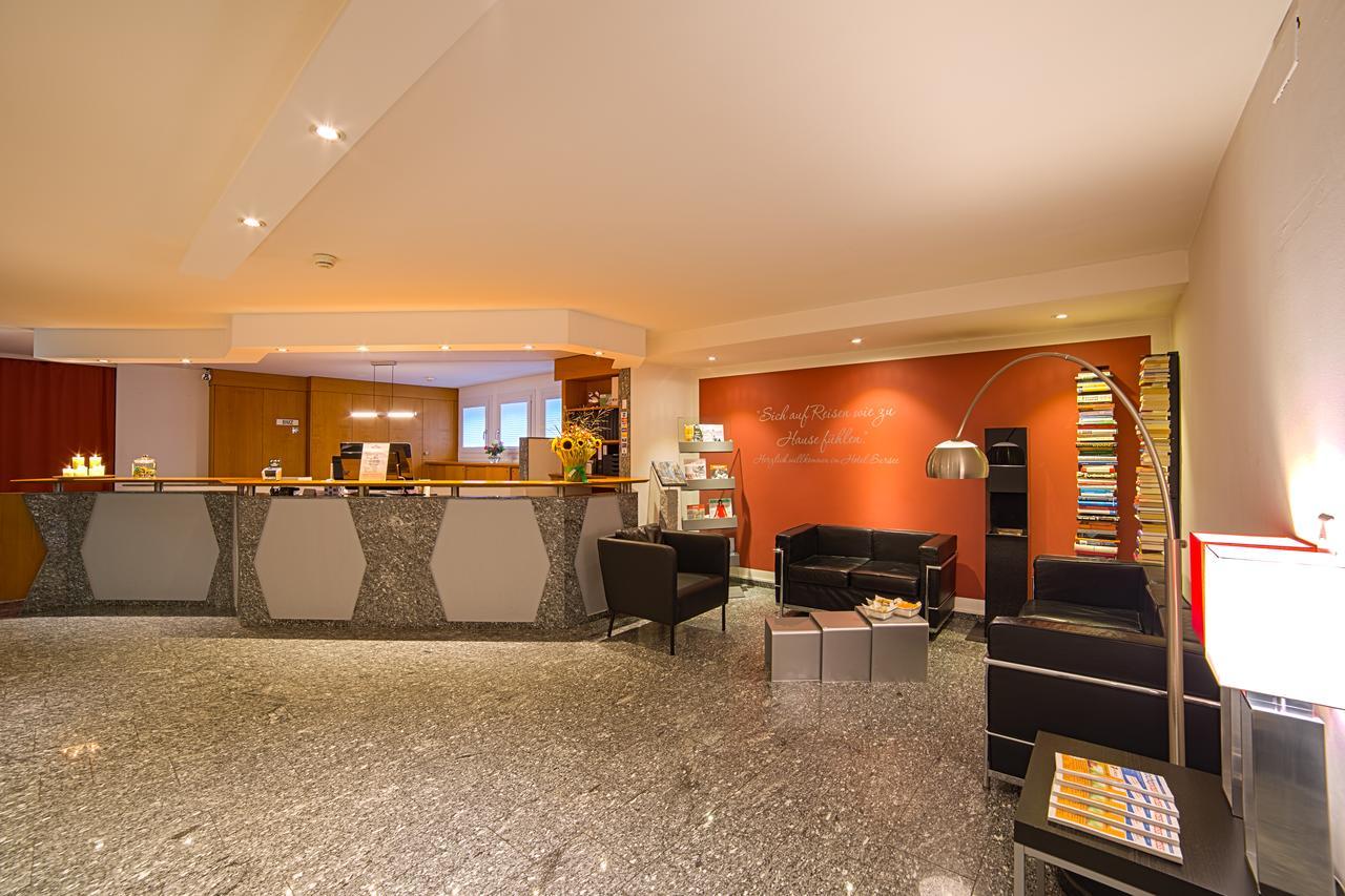 Hotel ซัวร์ซี ภายนอก รูปภาพ